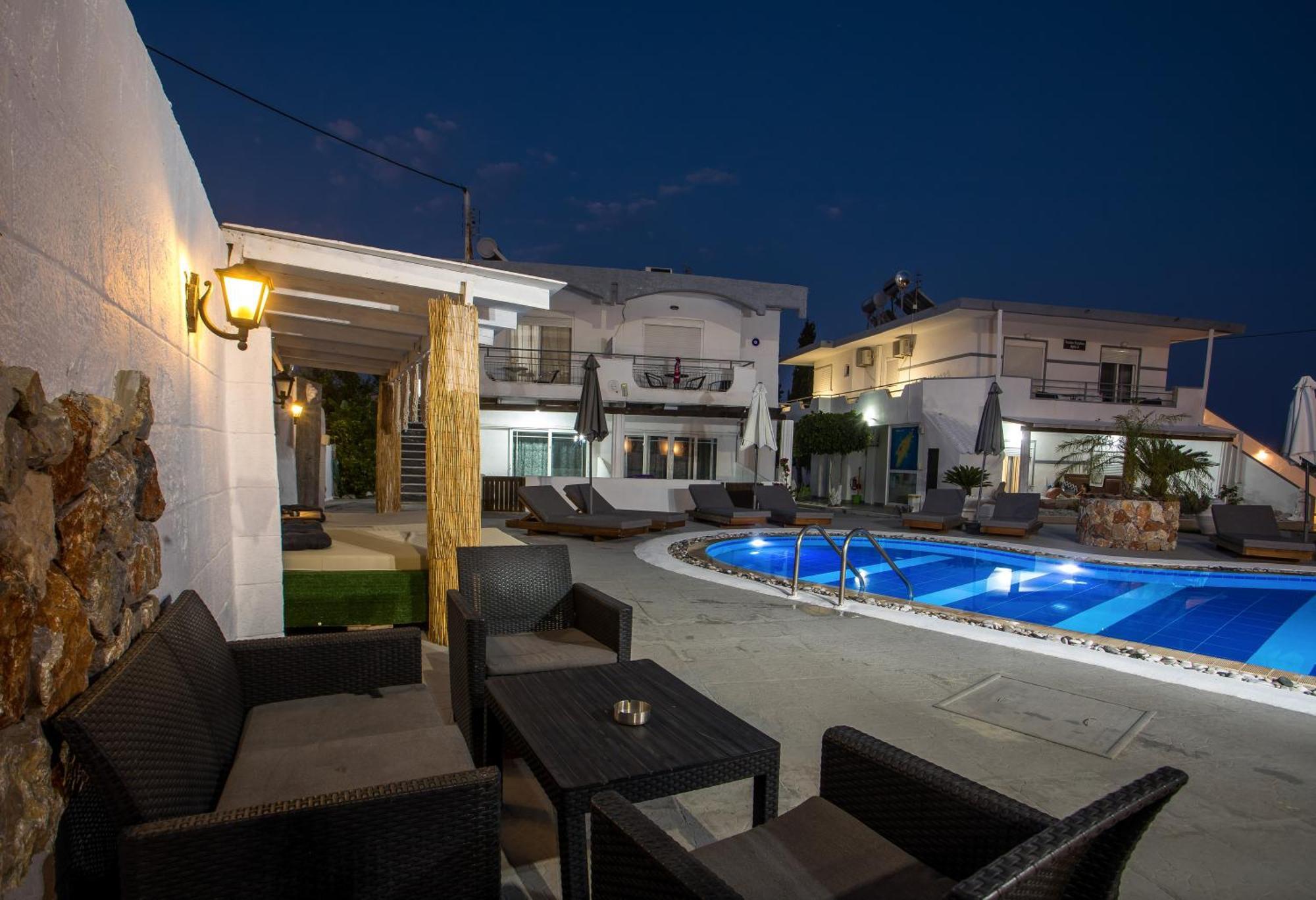 Toulas Studios & Apts No2 Фалираки Екстериор снимка