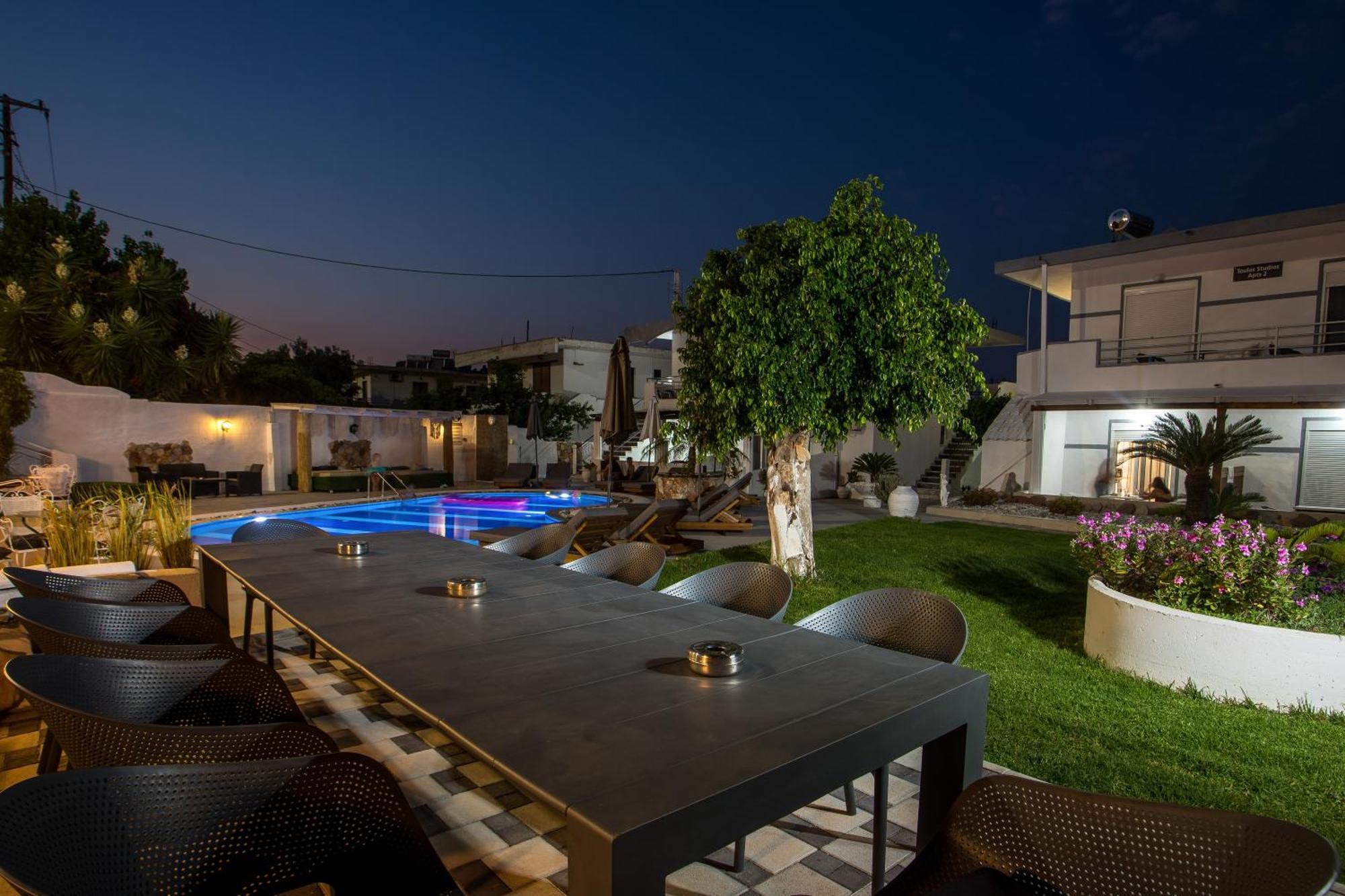 Toulas Studios & Apts No2 Фалираки Екстериор снимка