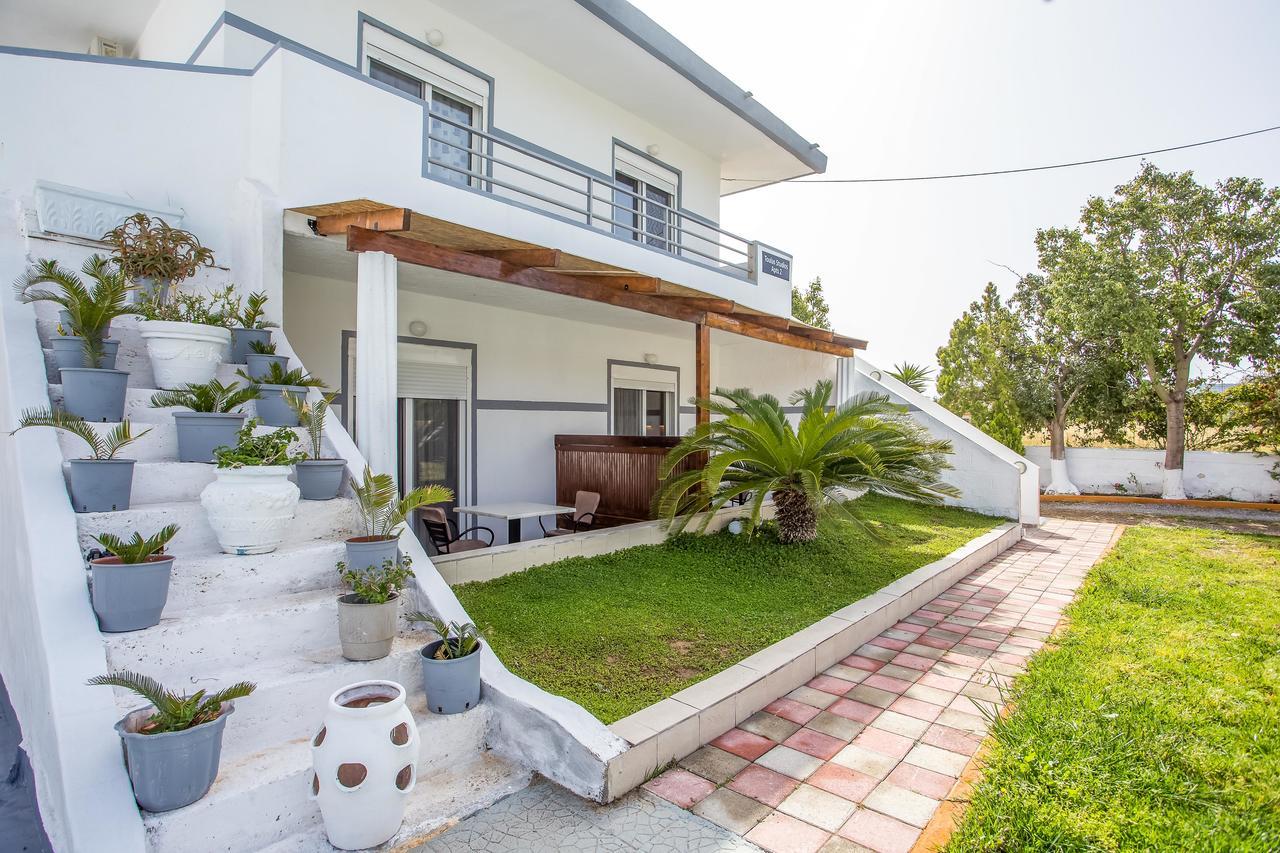 Toulas Studios & Apts No2 Фалираки Екстериор снимка